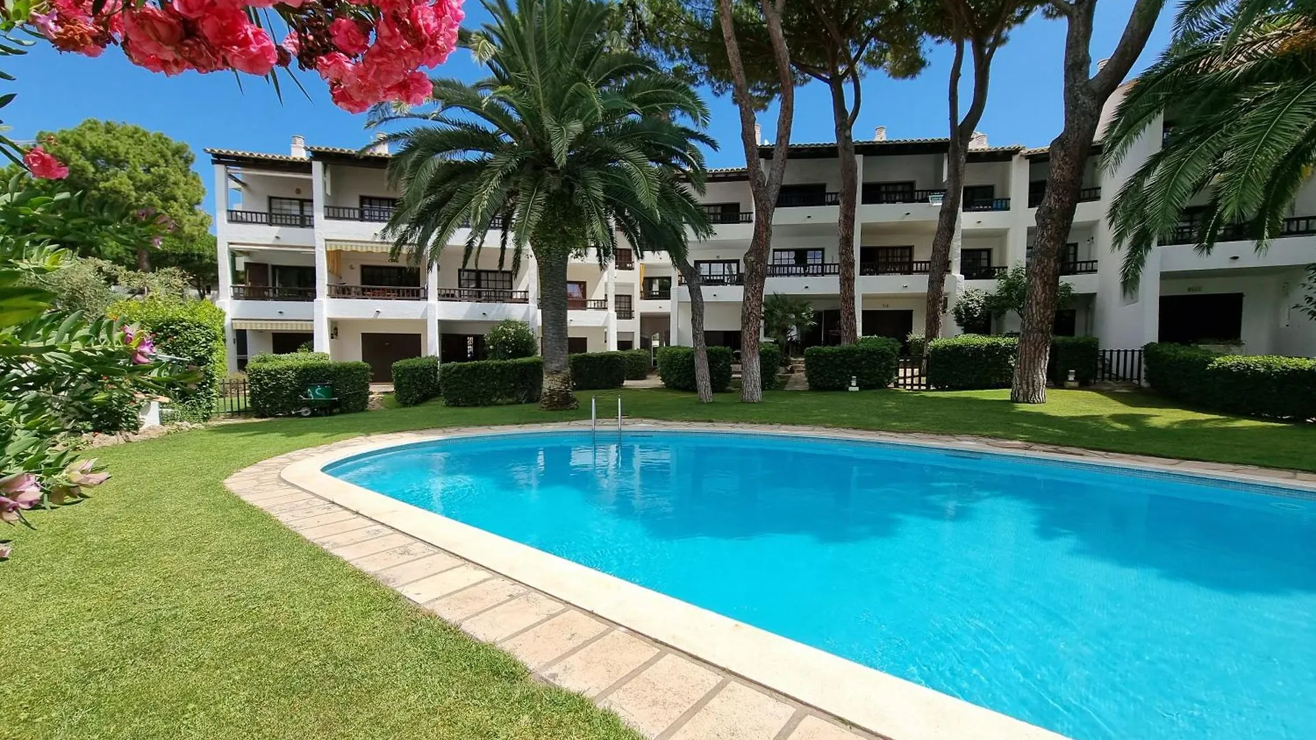 L' Escala Pueblo Pinos Ib15 Apartment Spain