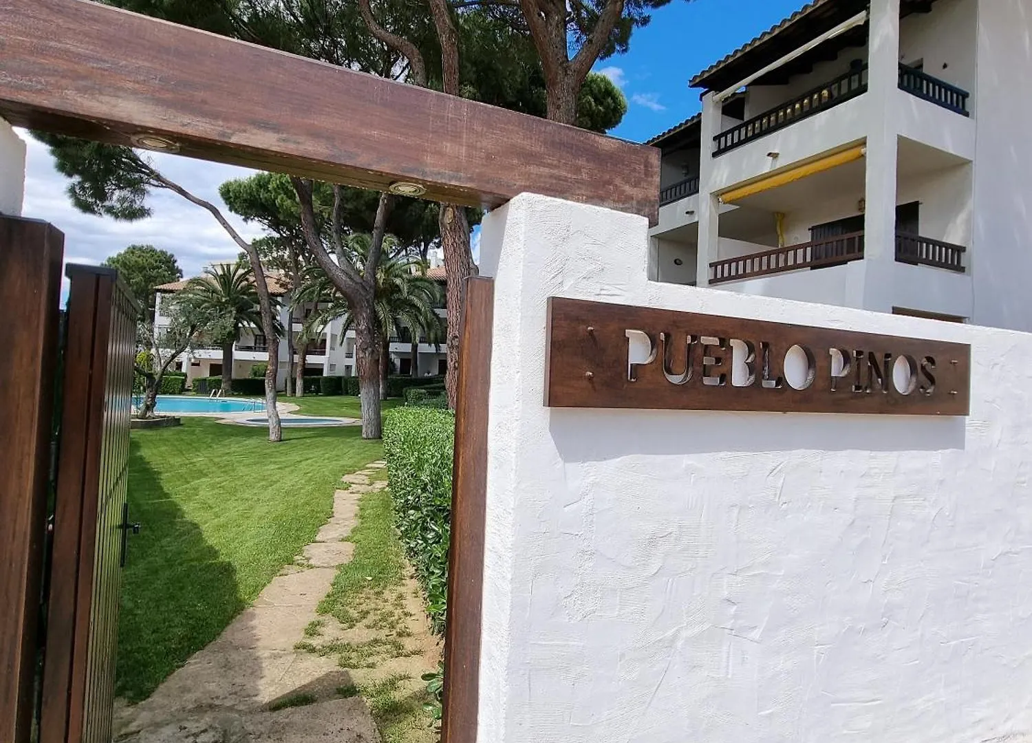 L' Escala Pueblo Pinos Ib15 Apartment 0*, L'Escala Spain